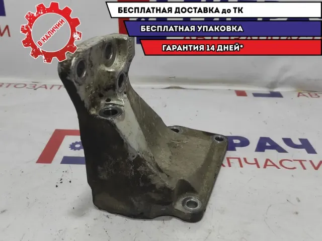 Кронштейн двигателя правый Infiniti M35 11232-AF801.