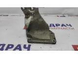 Кронштейн двигателя правый Infiniti M35 11232-AF801.
