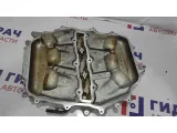 Коллектор впускной нижняя часть Infiniti M35 14010-AM61A.