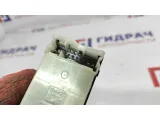 Кнопка стеклоподъемника передняя правая Infiniti M35 25411-EJ10A.