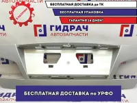 Накладка крышки багажника Infiniti M35 84810EJ21A. Сломано 1 крепление.