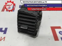 Дефлектор воздушный центральный правый Infiniti M35 68750EG000.