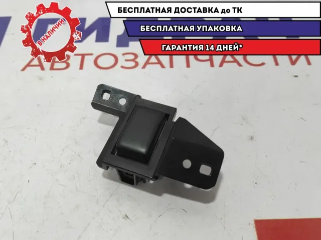 Заглушка кнопки Infiniti M35 .