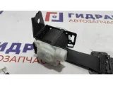 Ремень безопасности задний правый Infiniti M35 88844-EH10B.
