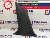 Обшивка стойки средней нижняя левая Infiniti M35 76916-EG000. Дефект.