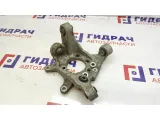 Кулак поворотный задний правый Infiniti M35 43018-AL500. Дефект.