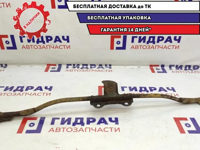 Кронштейн задней балки Infiniti M35 .