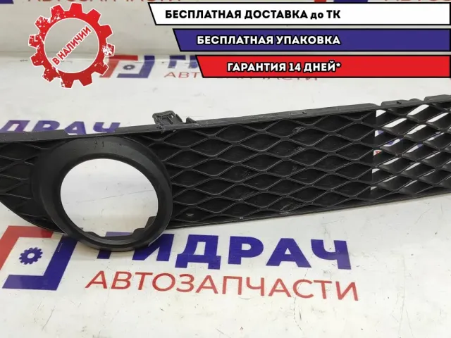 Заглушка бампера левая Infiniti M35 62257-EG600.