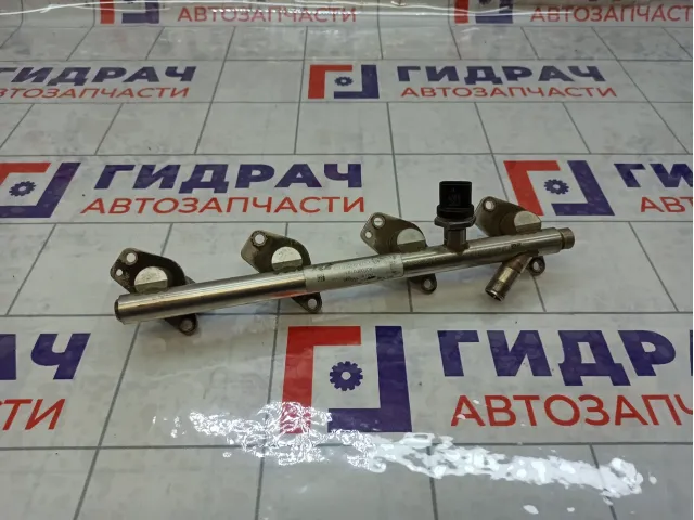 Топливная рампа (топливная рейка) Infiniti Q50 17520HG00D