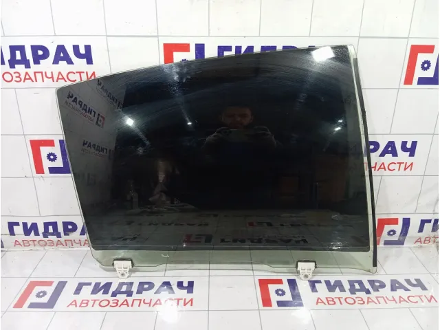 Стекло двери задней правой Infiniti Q50 823006HE0A