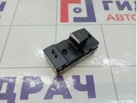Кнопка стеклоподъемника заднего правого Infiniti Q50 254214GA1A