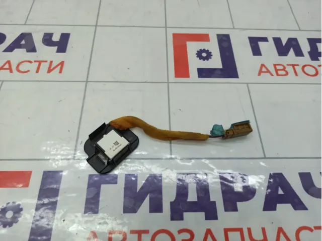 Микрофон Infiniti Q50 281D02V70A
