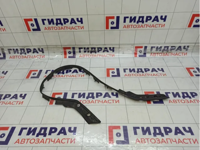 Уплотнитель капота Infiniti Q50 658204GA1C