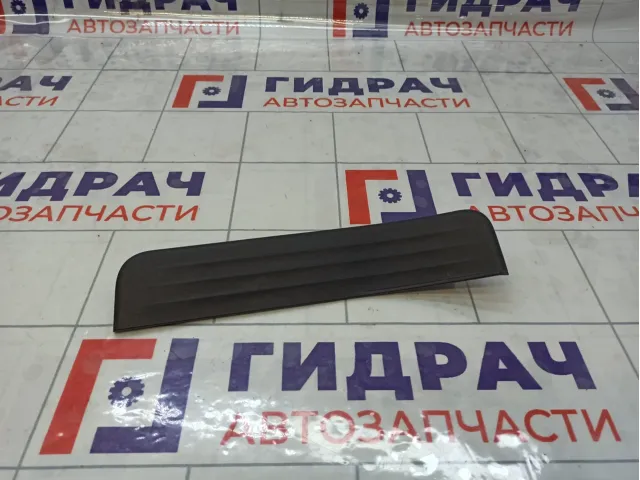 Накладка порога внутренняя задняя правая Infiniti QX50 769B21BA0A