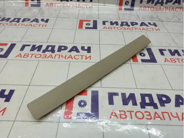 Накладка двери (крышки) багажника Infiniti QX50 909111BA0A
