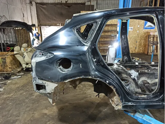 Крыло заднее правое Infiniti QX50