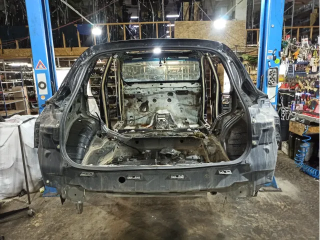 Панель задняя Infiniti QX50