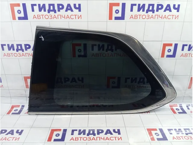 Стекло кузовное глухое правое Infiniti QX56 (Z62) 83300-1LA0A