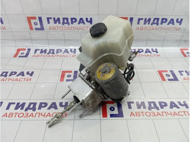 Главный тормозной цилиндр Infiniti QX56 (Z62) 46010-1LA3D