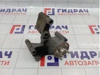 Кронштейн вискомуфты Infiniti QX56 (Z62) 21046-1LA0A