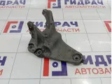 Кронштейн генератора Infiniti QX56 (Z62) 11710-1LA0A
