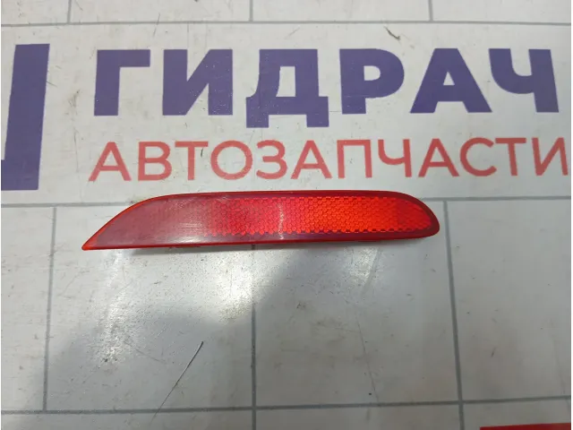 Отражатель в бампер задний левый Infiniti QX56 (Z62) 26565JJ90A