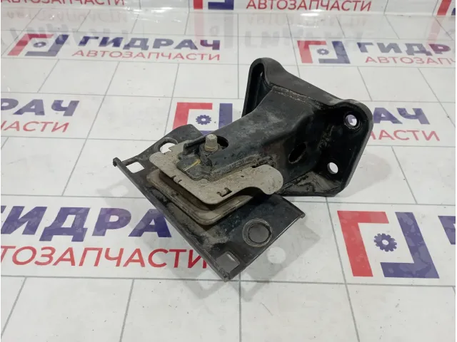 Кронштейн двигателя левый Infiniti QX56 (Z62) 11233-1LA0A
