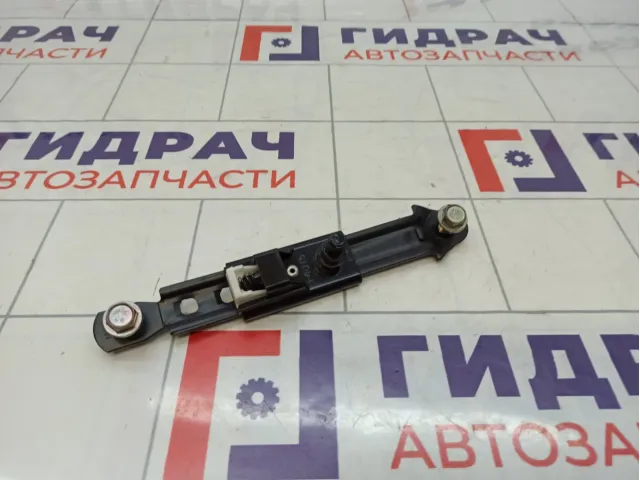 Механизм регулировки ремня безопасности Infiniti QX56 (Z62) 87824-9Y000