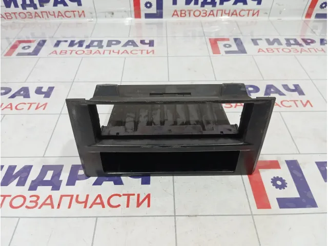 Рамка магнитолы Iveco Daily 3802527