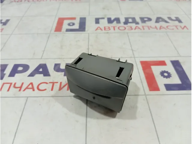Подстаканник Iveco Daily 3802682