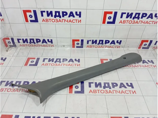 Обшивка стойки передняя правая Iveco Daily 3802027