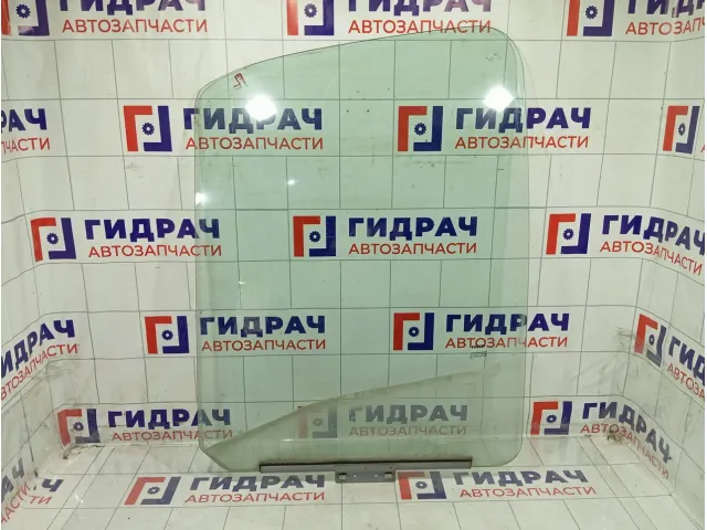 Стекло двери переднее левое Iveco Daily