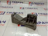 Кронштейн двигателя левый Iveco Daily 504050582