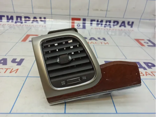 Дефлектор воздушный левый Jeep Grand Cherokee (WK2) 1UE23DX9AB