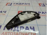Накладка торпедо левая с торца Jeep Grand Cherokee (WK2) 1GF63DX9AE