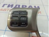 Блок кнопок в рулевое колесо Jeep Grand Cherokee (WK2) 56046094AE