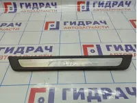 Накладка порога (внутренняя) передняя левая Jeep Grand Cherokee (WK2) 1NC81DX9AB
