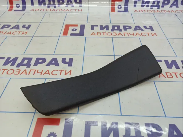 Накладка порога (внутренняя) задняя левая Jeep Grand Cherokee (WK2) 1LY87DX9AB