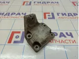 Кронштейн двигателя левый Jeep Grand Cherokee (WK2) 52124991AC