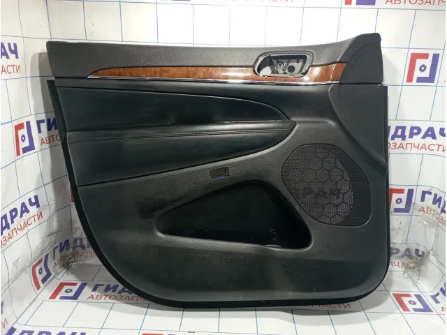 Обшивка двери передней левой Jeep Grand Cherokee (WK2) 1GS651X9AK