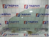Стекло двери передней левой Jeep Grand Cherokee (WK2) 68068671AB