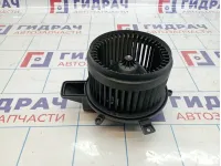 Моторчик отопителя Jeep Grand Cherokee (WK2) 68079477AB