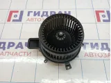 Моторчик отопителя Jeep Grand Cherokee (WK2) 68079477AB