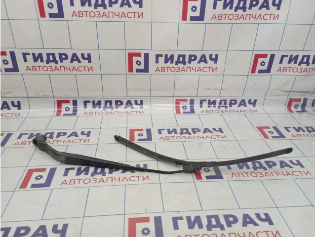 Поводок стеклоочистителя передний левый Jeep Grand Cherokee (WK2) 68079857AA