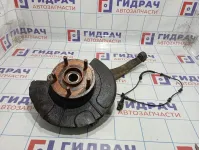 Кулак поворотный передний правый Jeep Grand Cherokee (WK2) 68022628AD