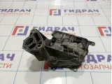 Корпус масляного фильтра Jeep Grand Cherokee (WK2) 68211440AA