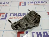Кронштейн радиатора системы EGR Jeep Grand Cherokee (WK2) 68211313AA