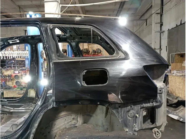 Крыло заднее левое Jeep Grand Cherokee (WK2)