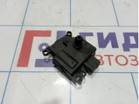 Моторчик заслонки отопителя Jeep Grand Cherokee (WK2) 68079488AB