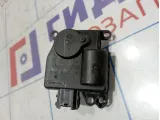 Моторчик заслонки отопителя Jeep Grand Cherokee (WK2) 68079488AB